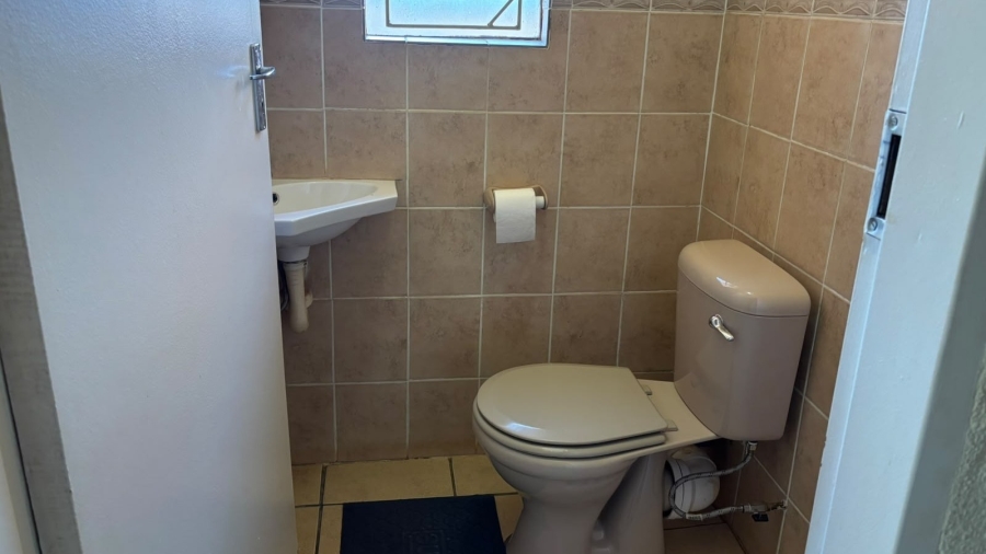 2 Bedroom Property for Sale in Boitekong North West